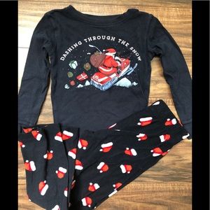 Santa pajamas 🎅🏽